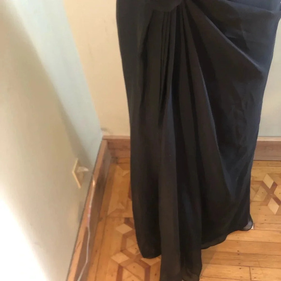 Black formal gown new - Picture 3 of 9